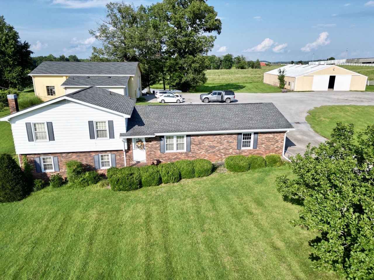 3 Bed / 2 Bath Home with 2 Buildings on 3 +/- Acres with Pond in Greenville, KY! photo 4