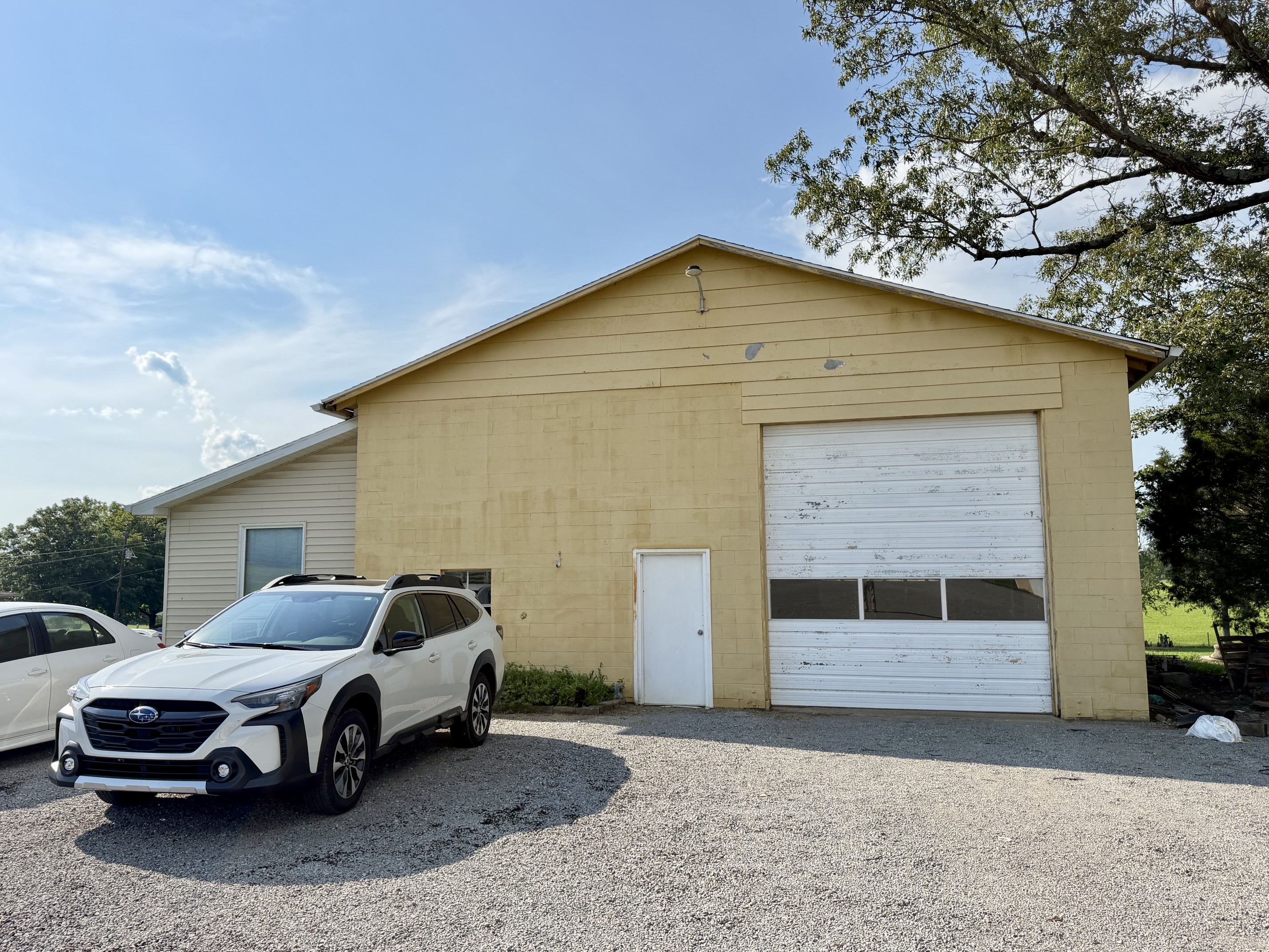 3 Bed / 2 Bath Home with 2 Buildings on 3 +/- Acres with Pond in Greenville, KY! photo 9