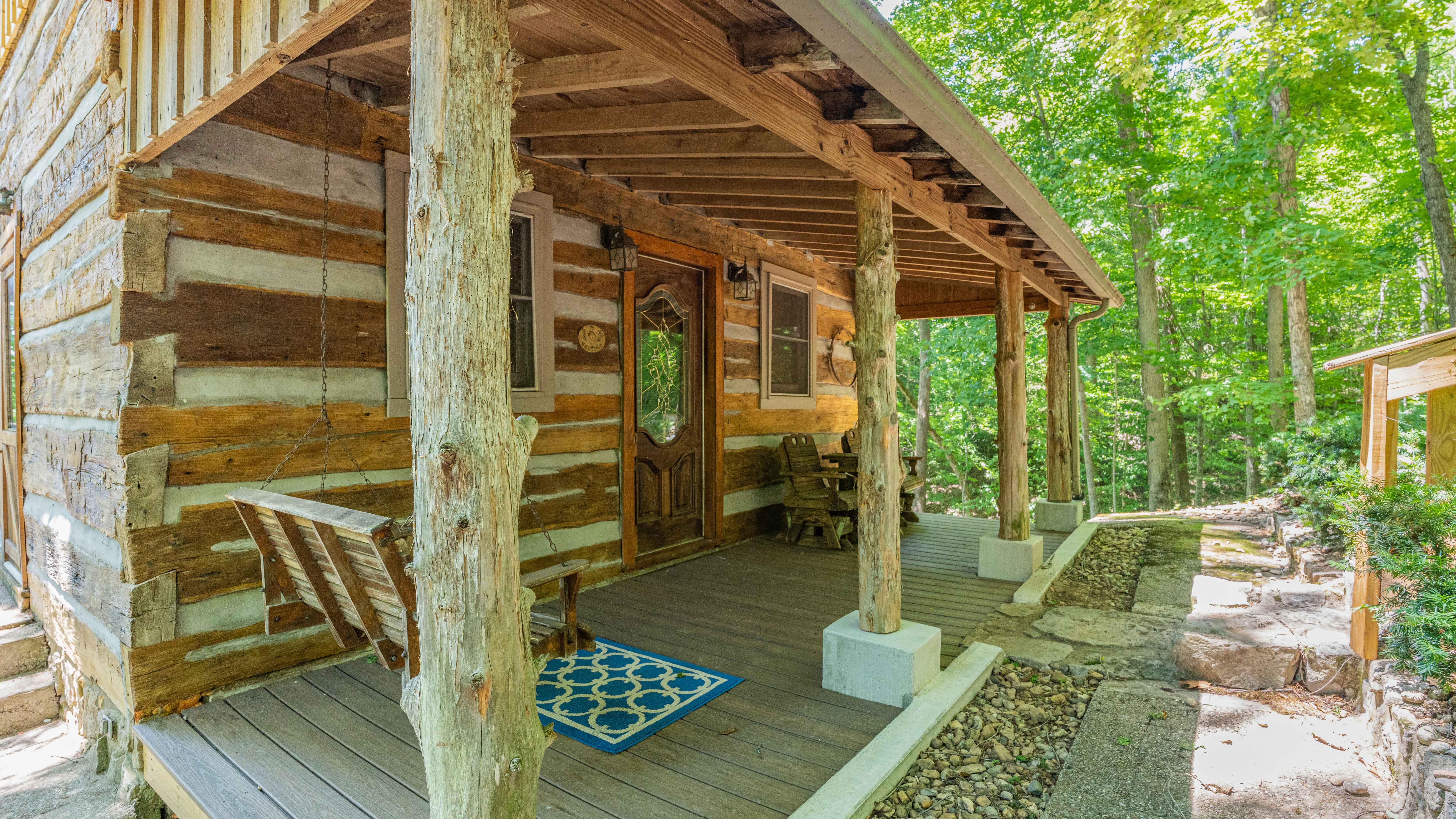 Rustic Lakefront Cabin on Private 1.11 +/- Acre Lot on Barren River Lake with Dock! photo 4