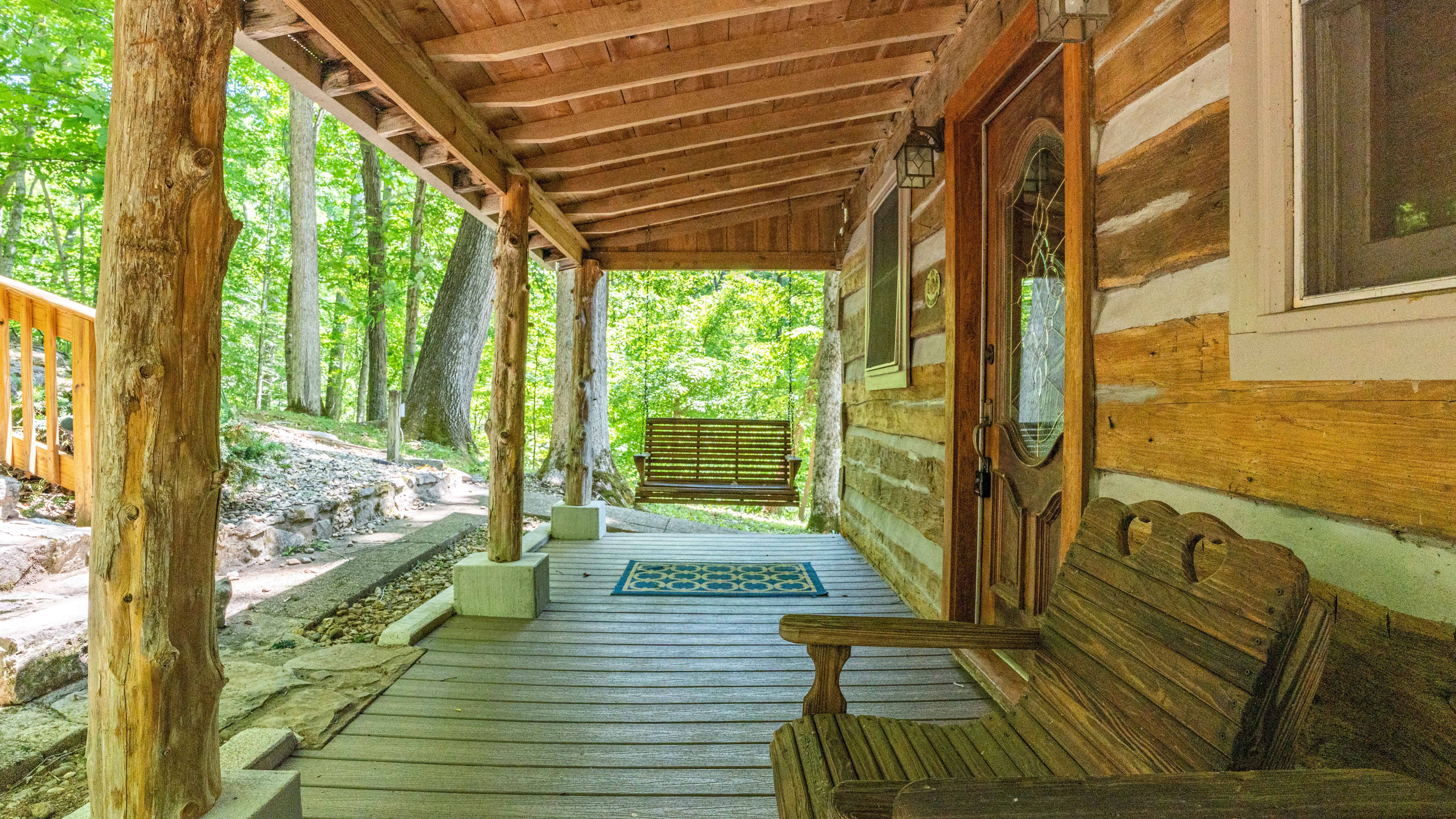 Rustic Lakefront Cabin on Private 1.11 +/- Acre Lot on Barren River Lake with Dock! photo 5