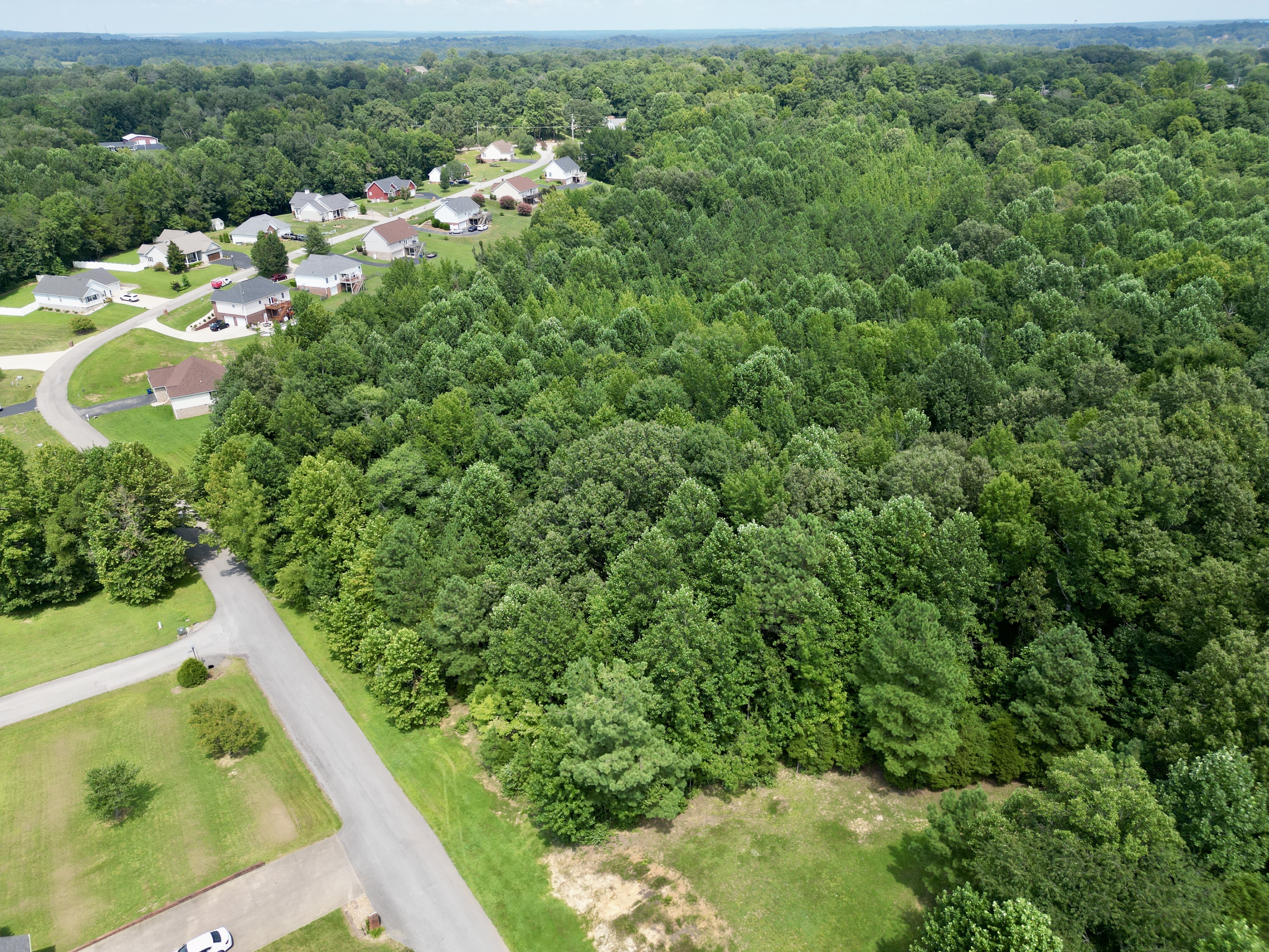 Development / Investment Opportunity・28 +/- Acres・Cherrywood Drive・Central City photo 6