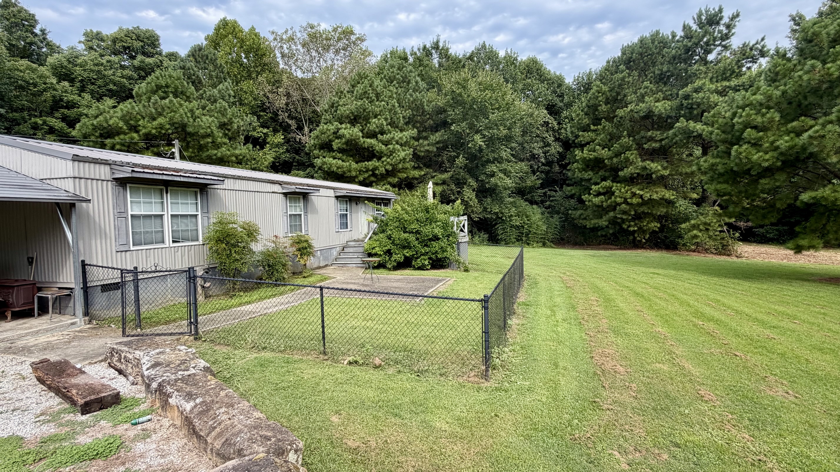 Excellent Hunting, Fishing, Cropland & Home Place・53 +/- Acres on Graham Cypress Road and State Route 601 photo 5